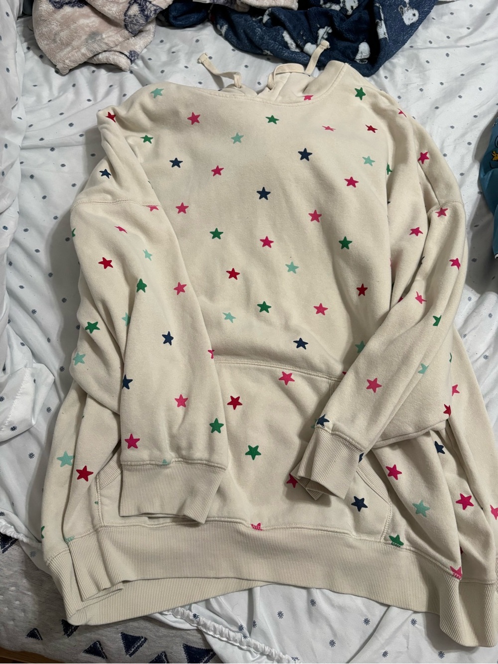 torrid Cream Star-Print Pullover Hoodie